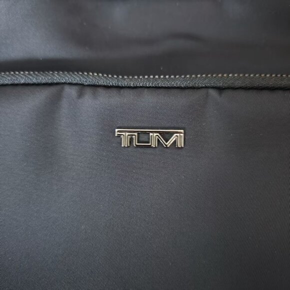New BLACK outdoor  TUMI Celina Backpack - Picture 2 of 6